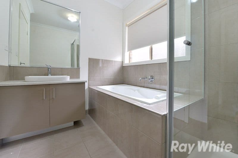 28 Sinclair Road, Bayswater VIC 3153, Bayswater - Thumbnail 5