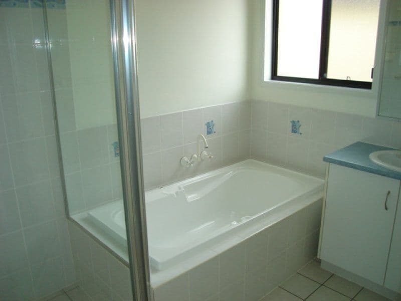5 Amie Place, Raceview QLD 4305, Raceview - Thumbnail 3