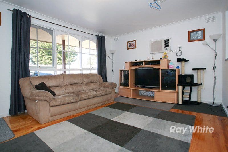 87 Camms Road, CRANBOURNE VIC 3977, Cranbourne - Thumbnail 2
