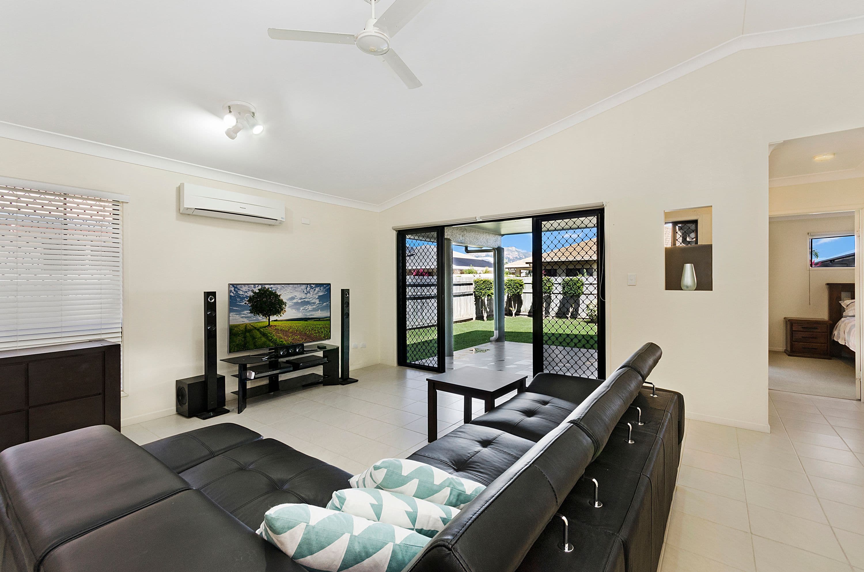23 Riverwood Drive, Idalia QLD 4811, Idalia - Thumbnail 3