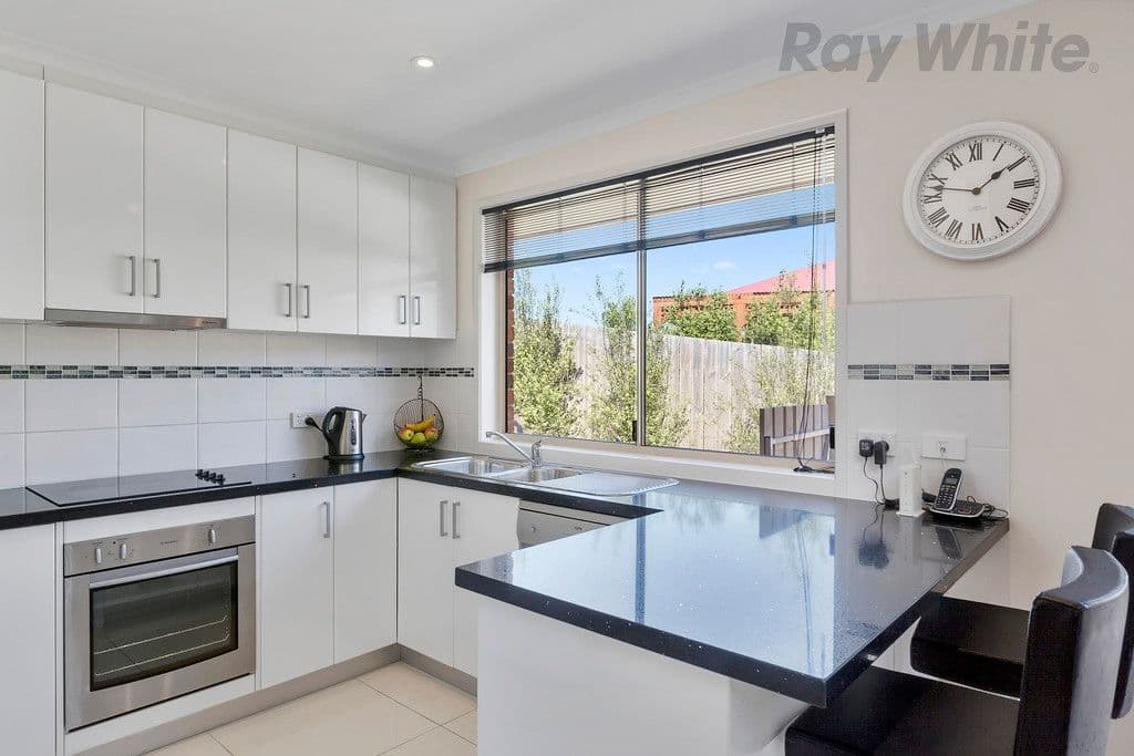 18 Aldridge Court, Claremont TAS 7011, Claremont - Thumbnail 2