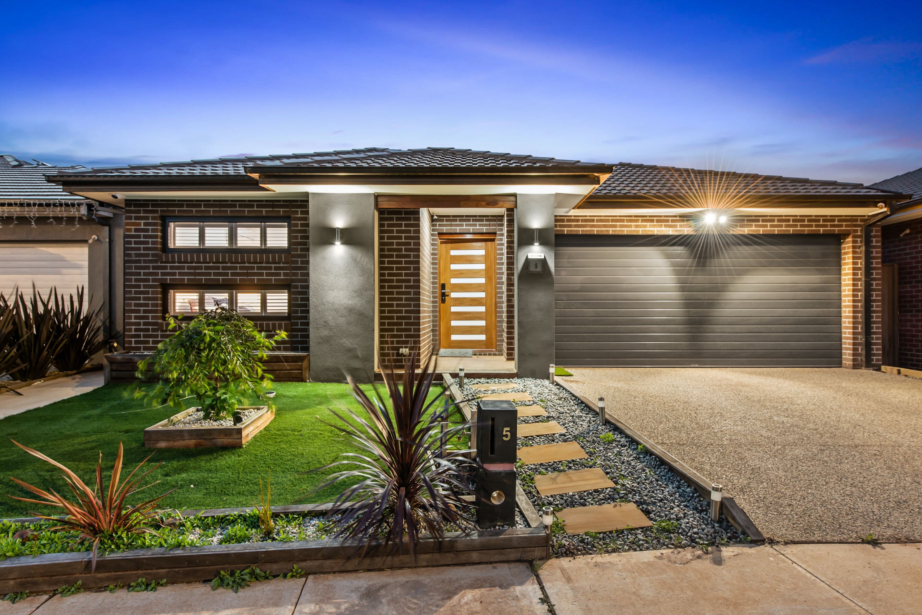 5 Newham Street, THORNHILL PARK VIC 3335, Thornhill Park - Image 1
