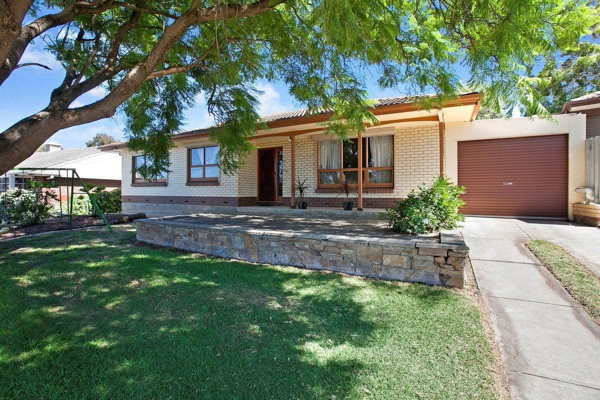 44 Flockhart Avenue, VALLEY VIEW SA 5093, Valley View - Thumbnail 2