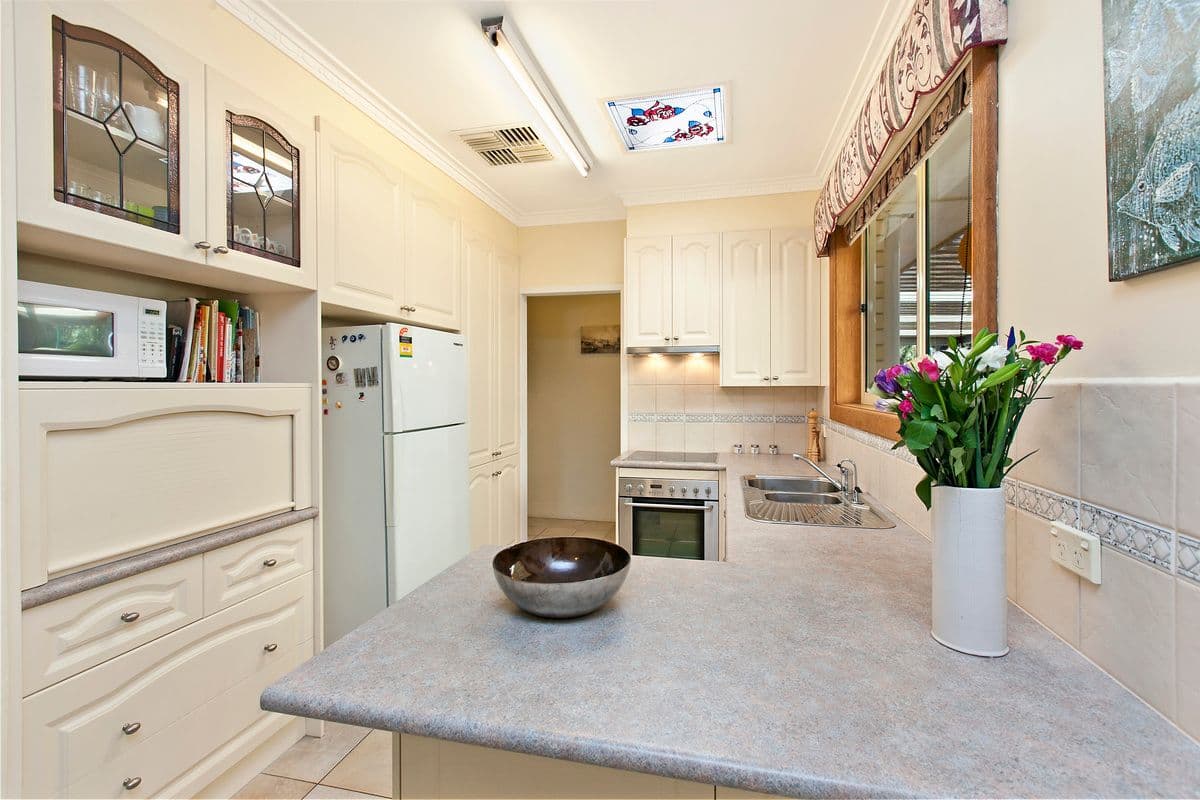 44 Flockhart Avenue, VALLEY VIEW SA 5093, Valley View - Thumbnail 3