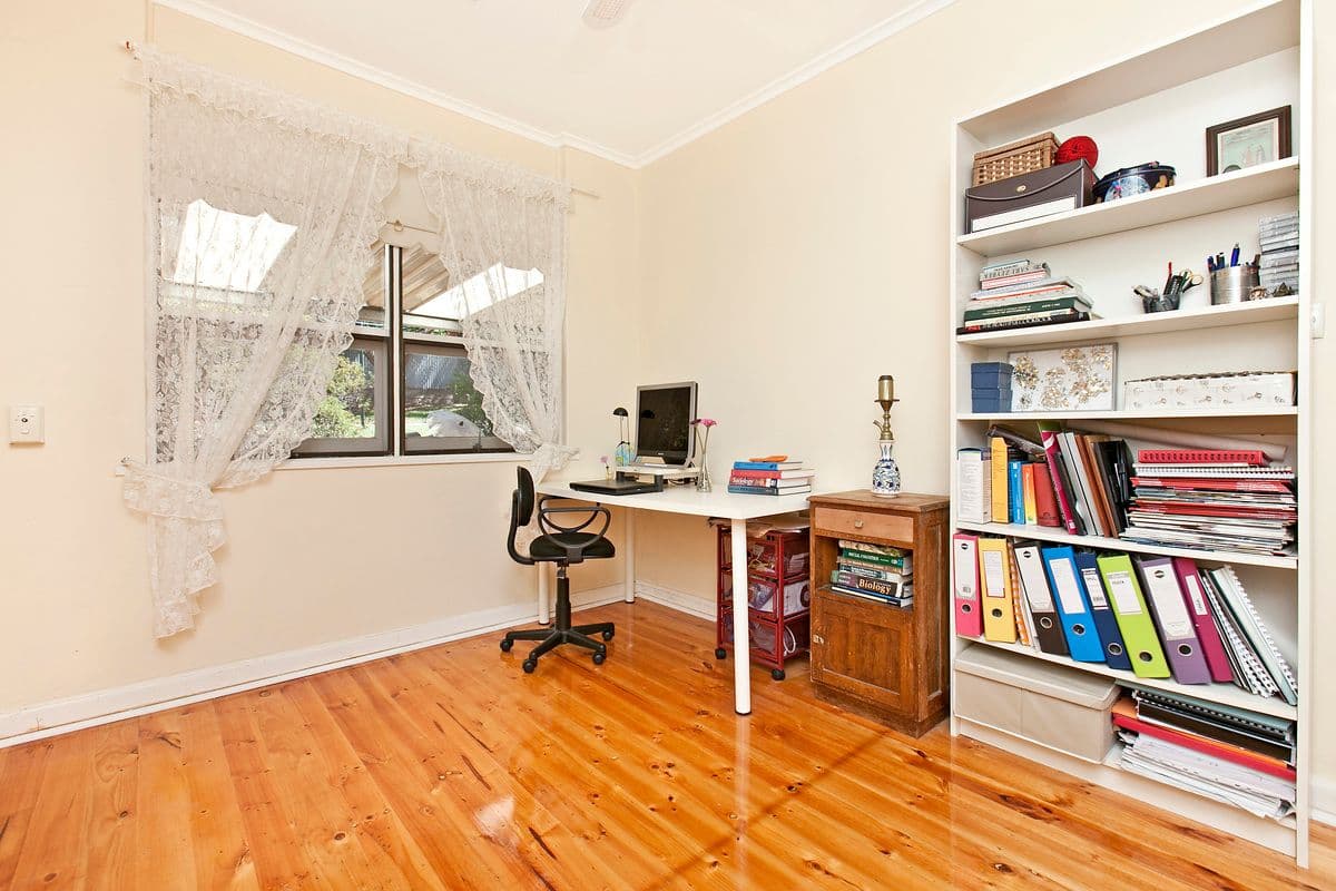 44 Flockhart Avenue, VALLEY VIEW SA 5093, Valley View - Thumbnail 7
