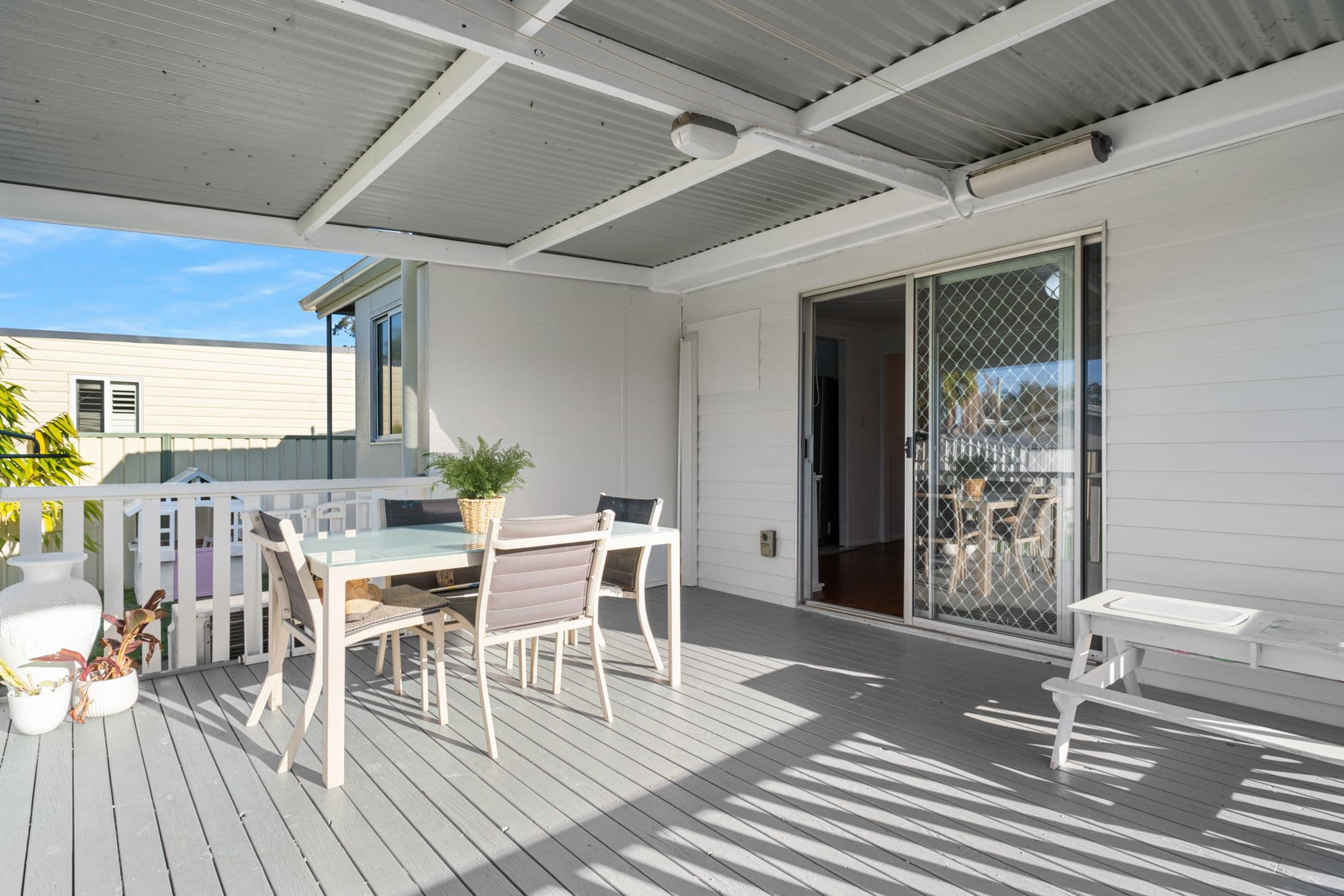 33 Shamrock Drive, Berkeley Vale NSW 2261, Berkeley Vale - Thumbnail 2