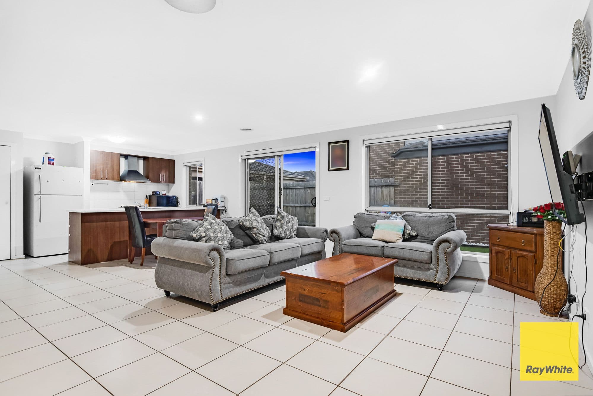 25 Fetlock Drive, Truganina VIC 3029, Truganina - Thumbnail 5
