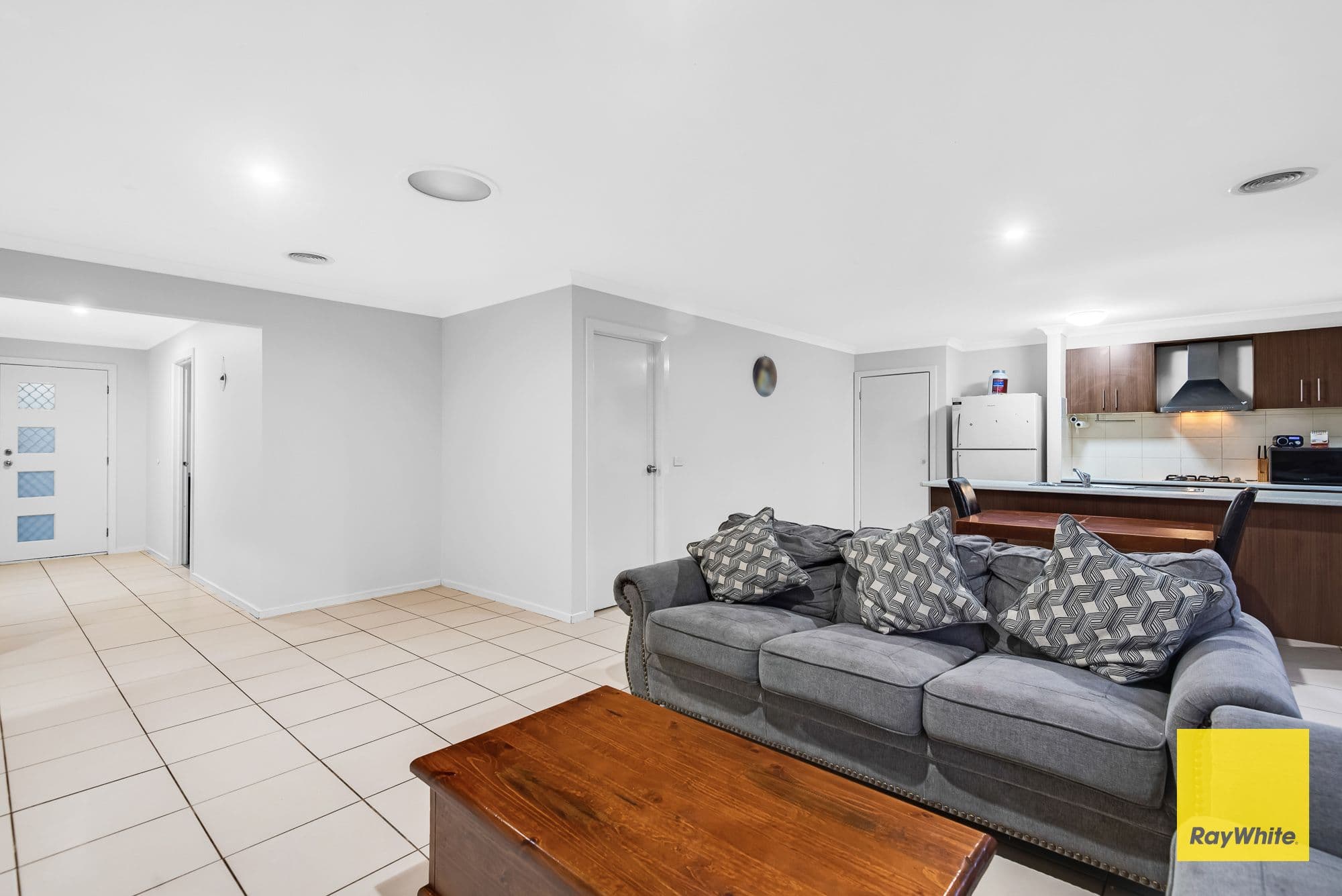 25 Fetlock Drive, Truganina VIC 3029, Truganina - Thumbnail 8