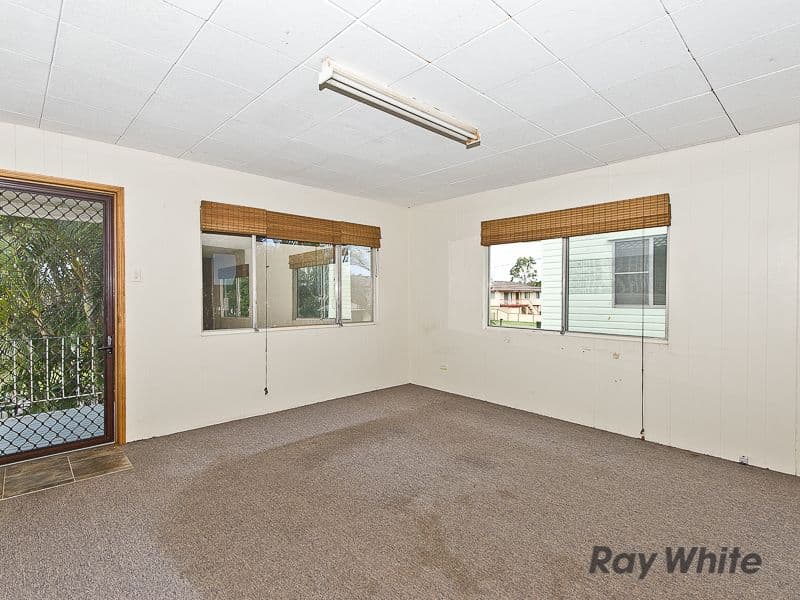 14 Bergamot Street, BALD HILLS QLD 4036, Bald Hills - Thumbnail 2