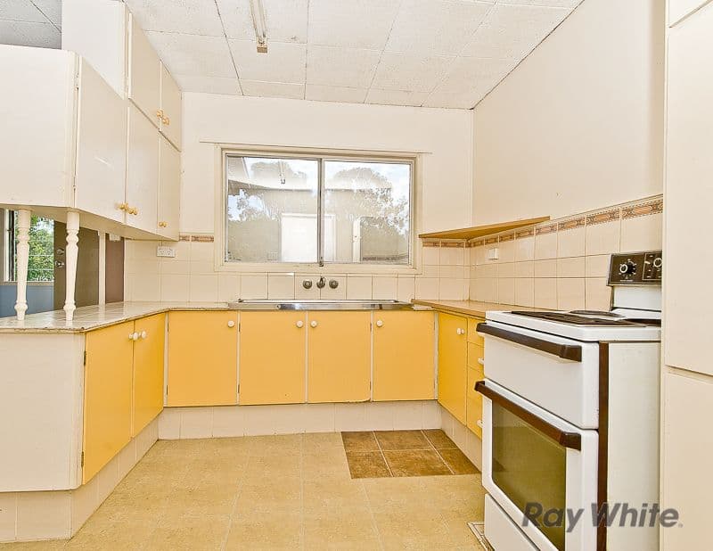 14 Bergamot Street, BALD HILLS QLD 4036, Bald Hills - Thumbnail 4