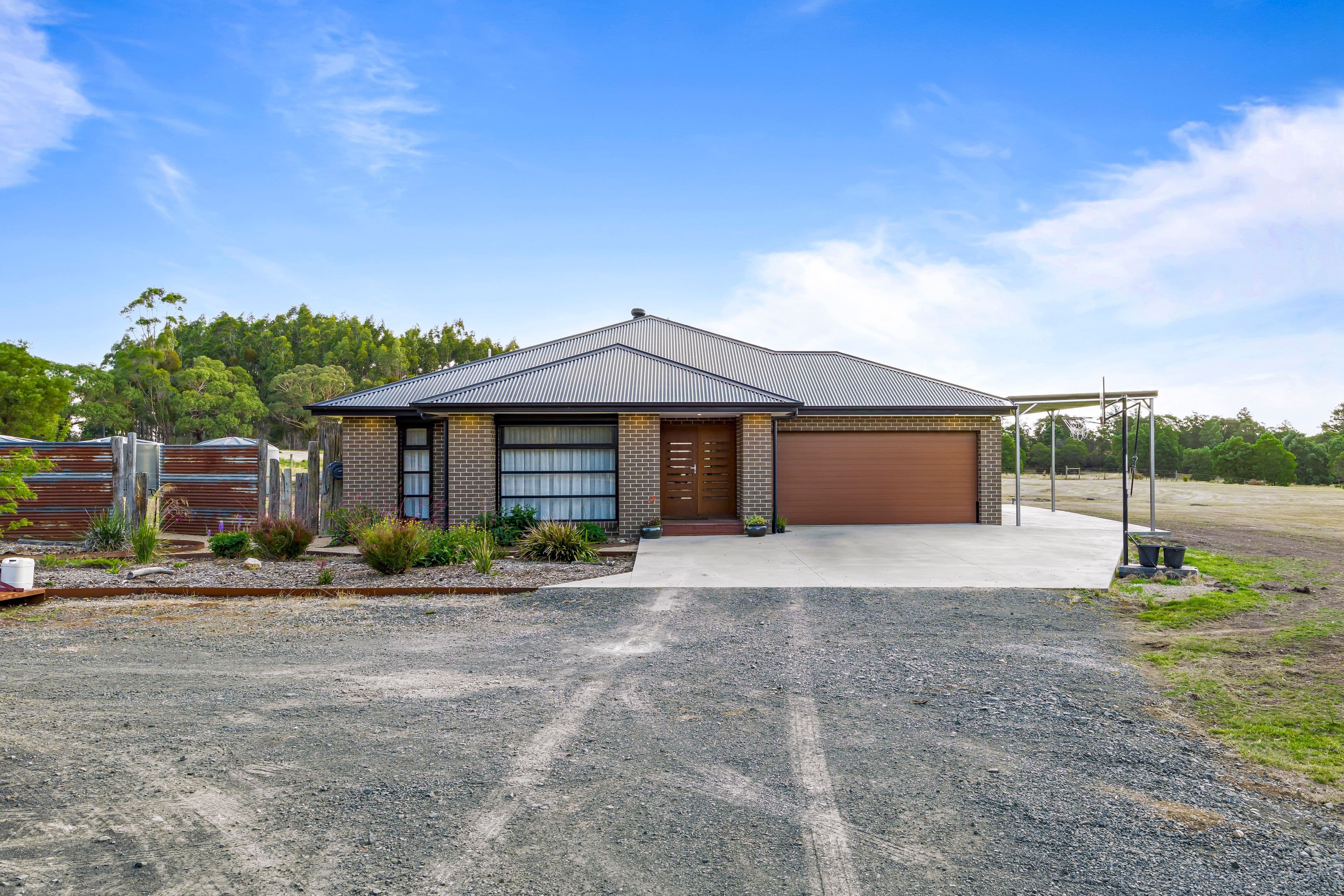 92 South Imperial Road, Buninyong VIC 3357, Buninyong - Thumbnail 2