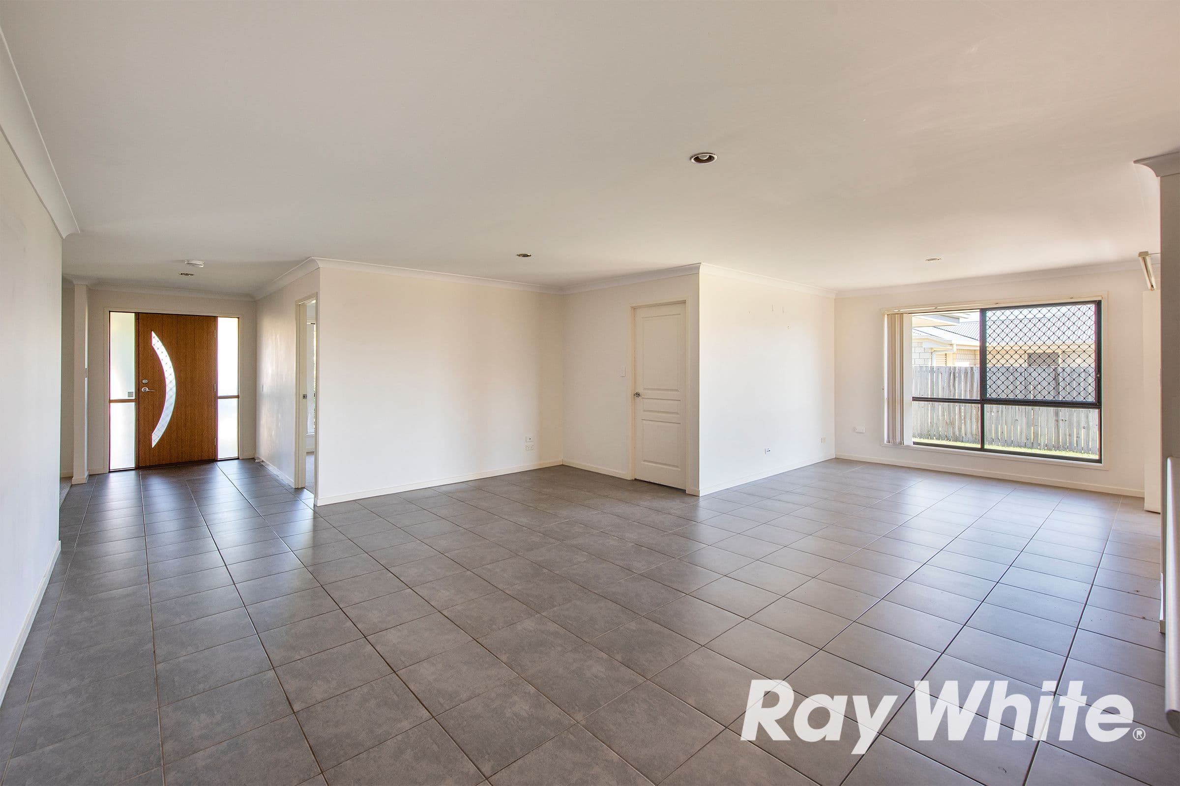 3 Ashmore Close, Marsden QLD 4132, Marsden - Thumbnail 2