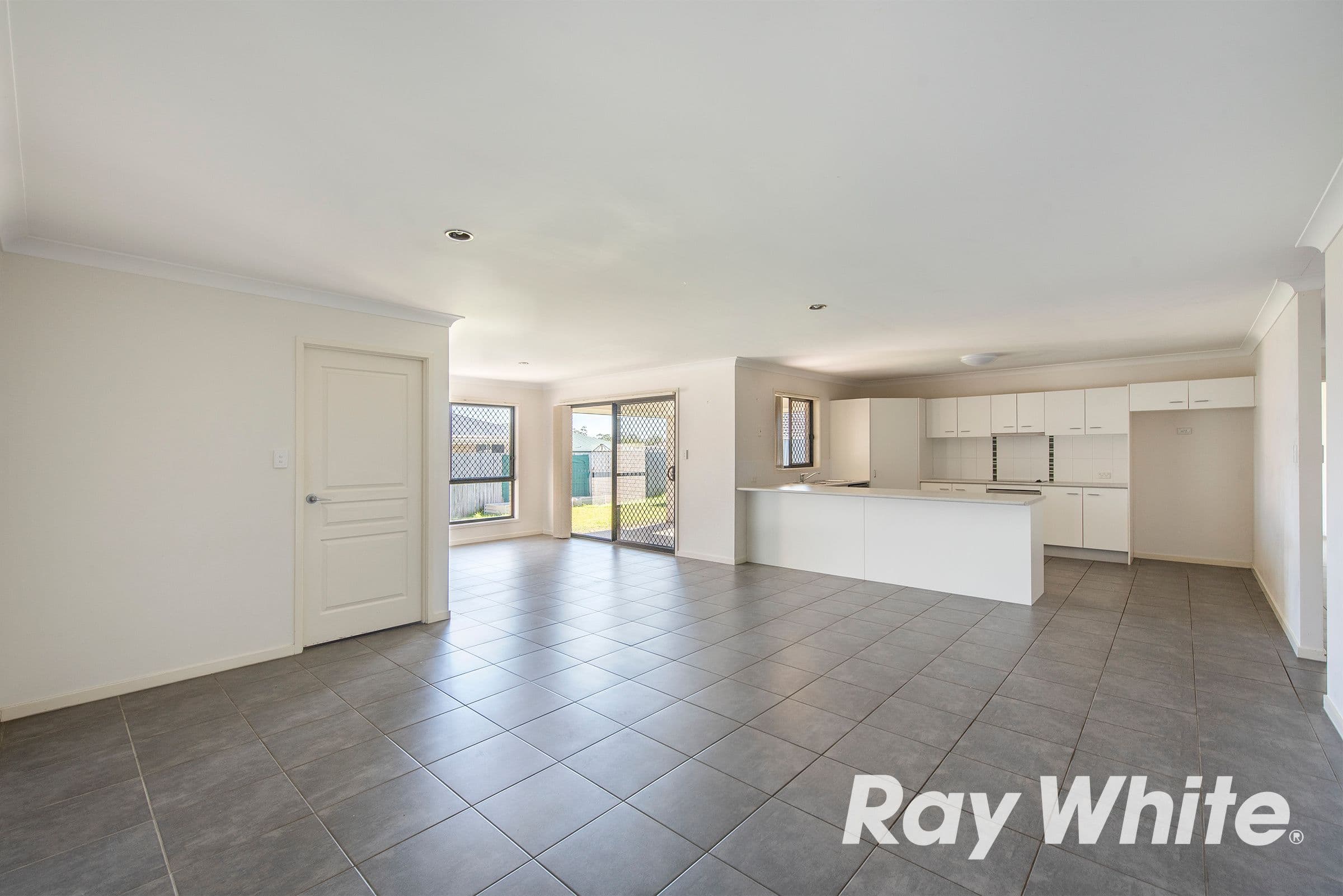 3 Ashmore Close, Marsden QLD 4132, Marsden - Thumbnail 3