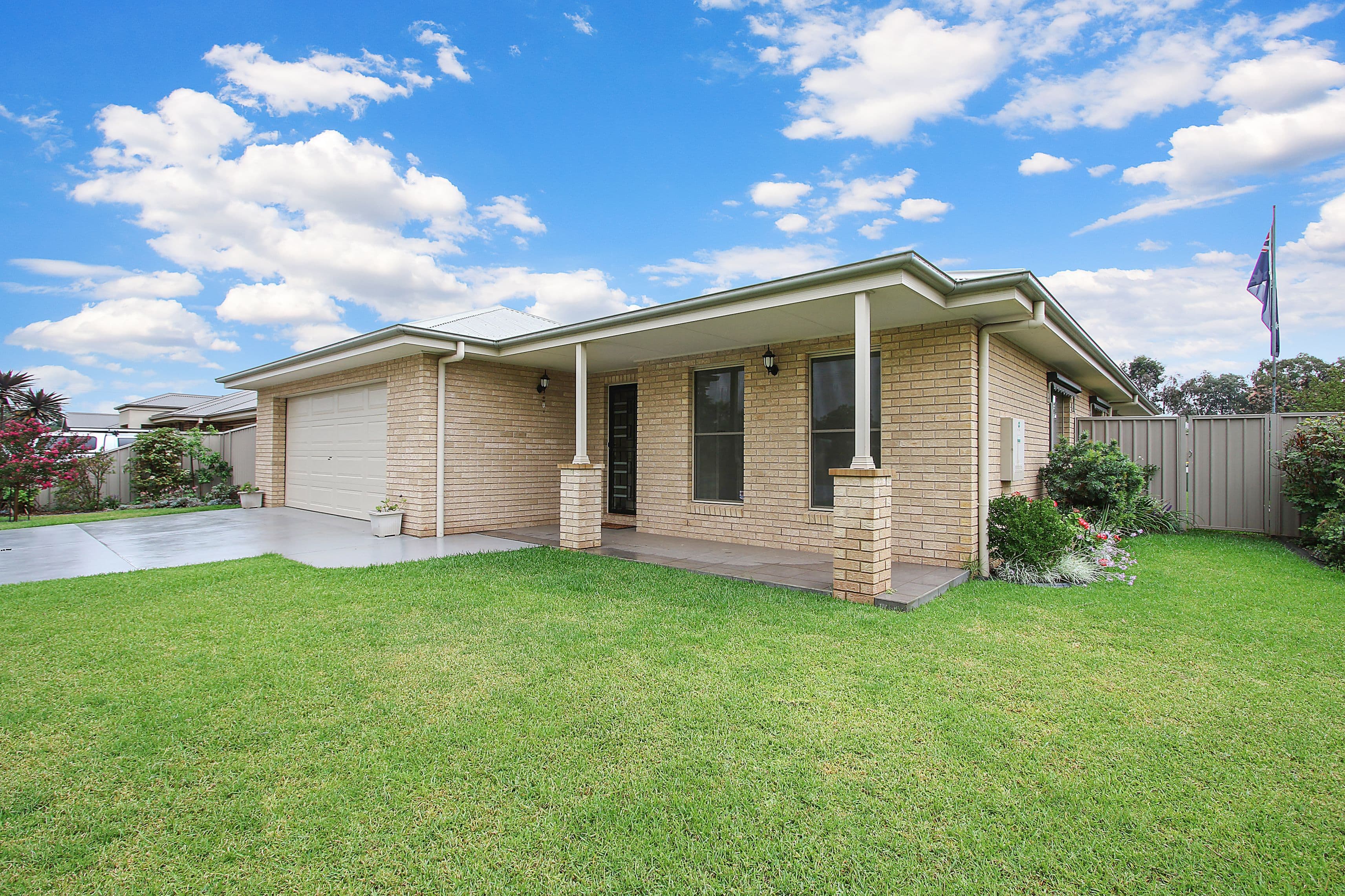 147 Golf Club Drive, Howlong NSW 2643, Howlong - Image 1