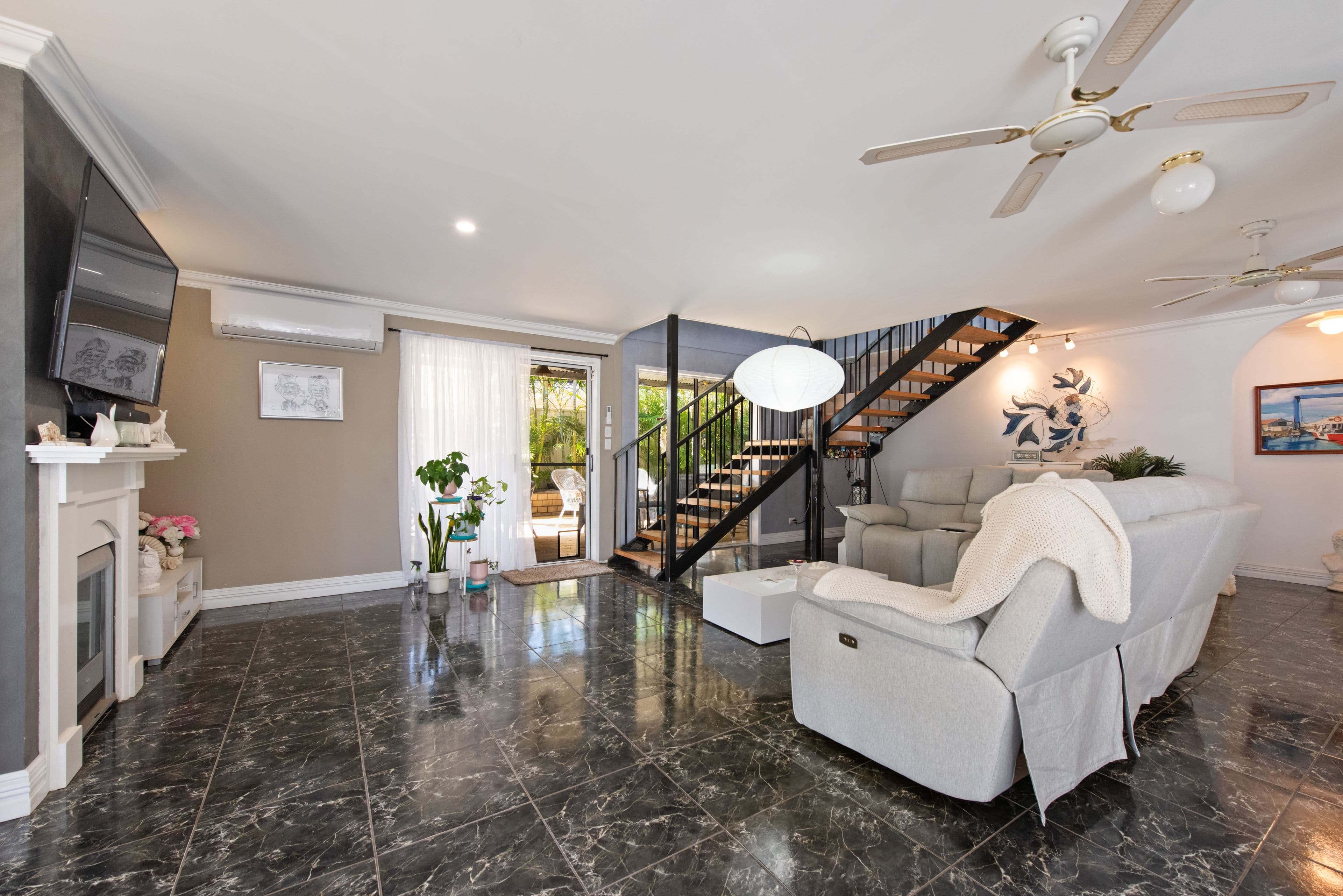2B Half Moon Drive, Waggrakine WA 6530, Waggrakine - Thumbnail 3