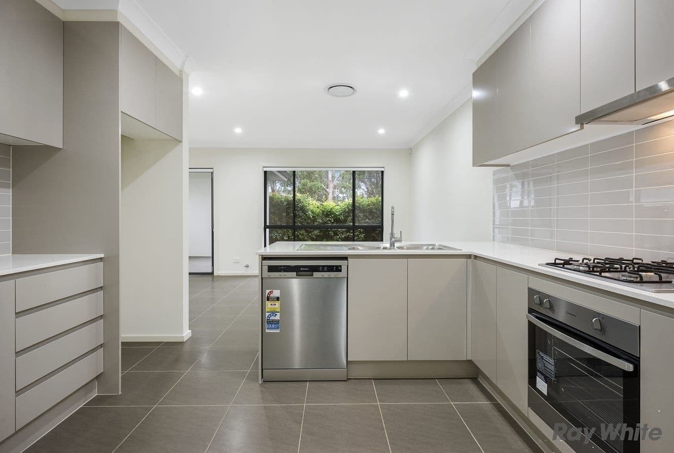 53 Hannaford Avenue, Box Hill NSW 2765, Box Hill - Thumbnail 3