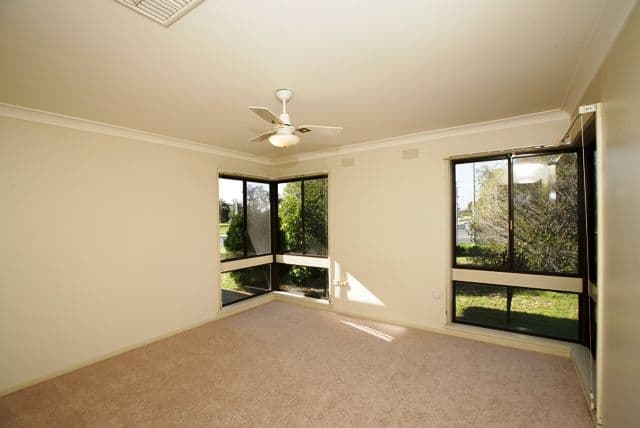 2 Main Street, LAKE ALBERT NSW 2650, Lake Albert - Thumbnail 2