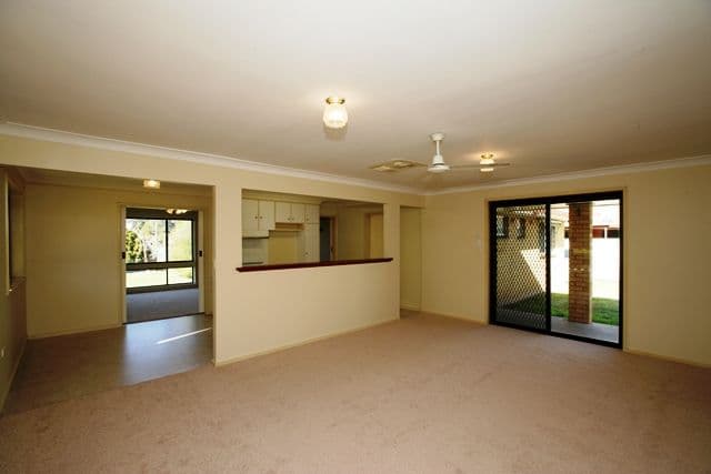 2 Main Street, LAKE ALBERT NSW 2650, Lake Albert - Thumbnail 7