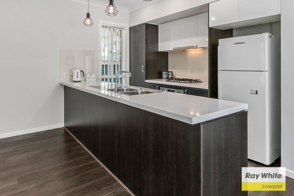 8 Polya Place, Horningsea Park - Thumbnail 3