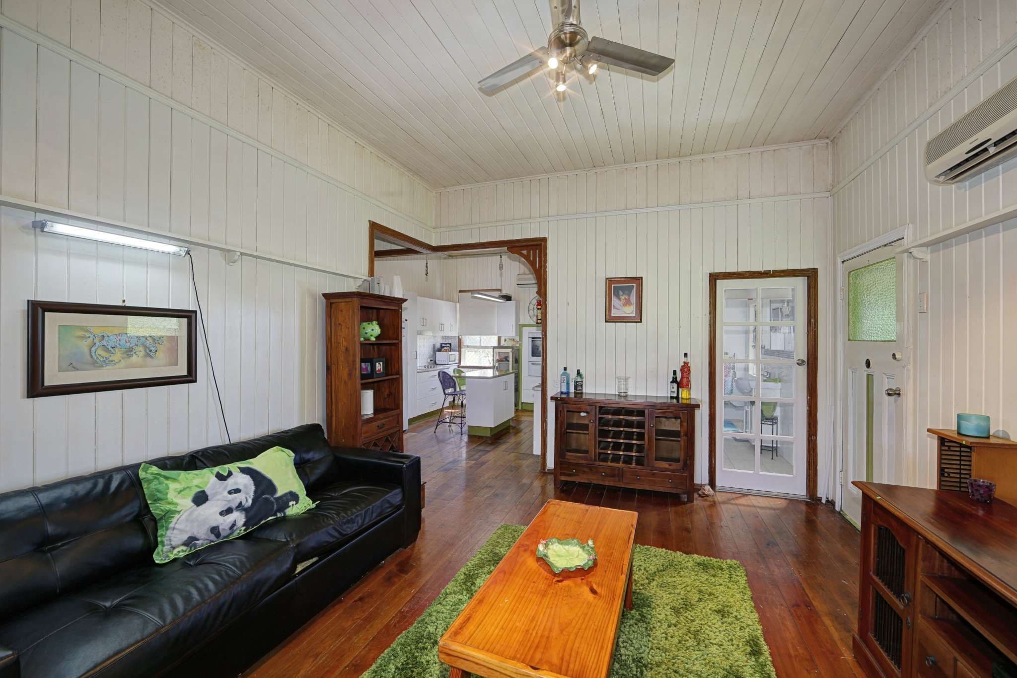 18 Duffy Street, Burnett Heads QLD 4670, Burnett Heads - Thumbnail 2