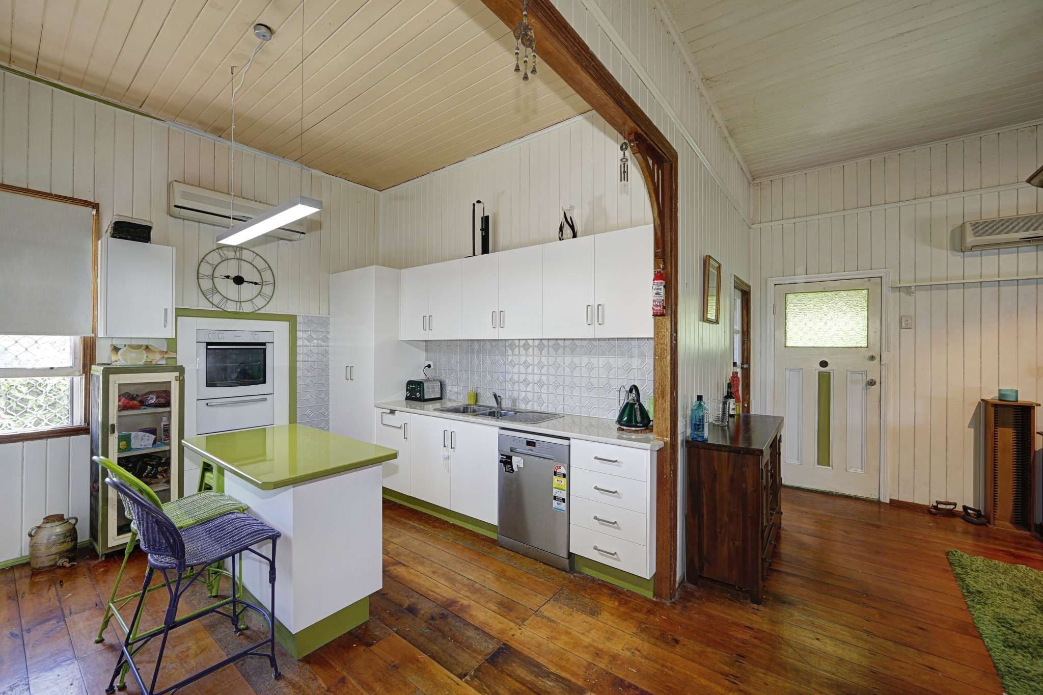 18 Duffy Street, Burnett Heads QLD 4670, Burnett Heads - Thumbnail 3