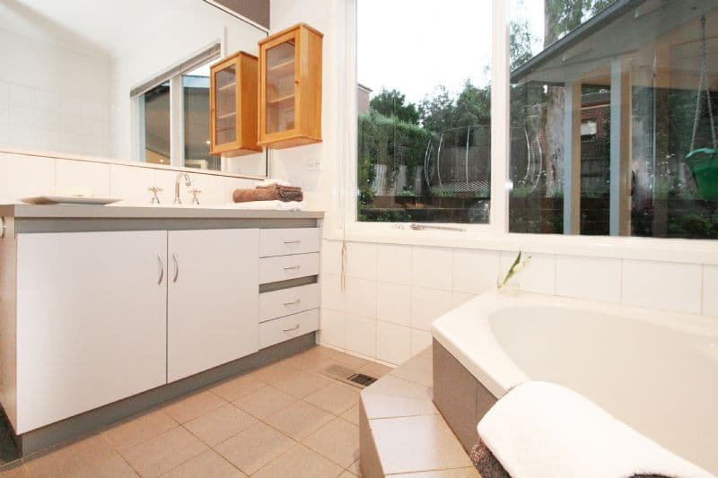 11A Evelyn Road, RINGWOOD NORTH VIC 3134, Ringwood North - Thumbnail 8