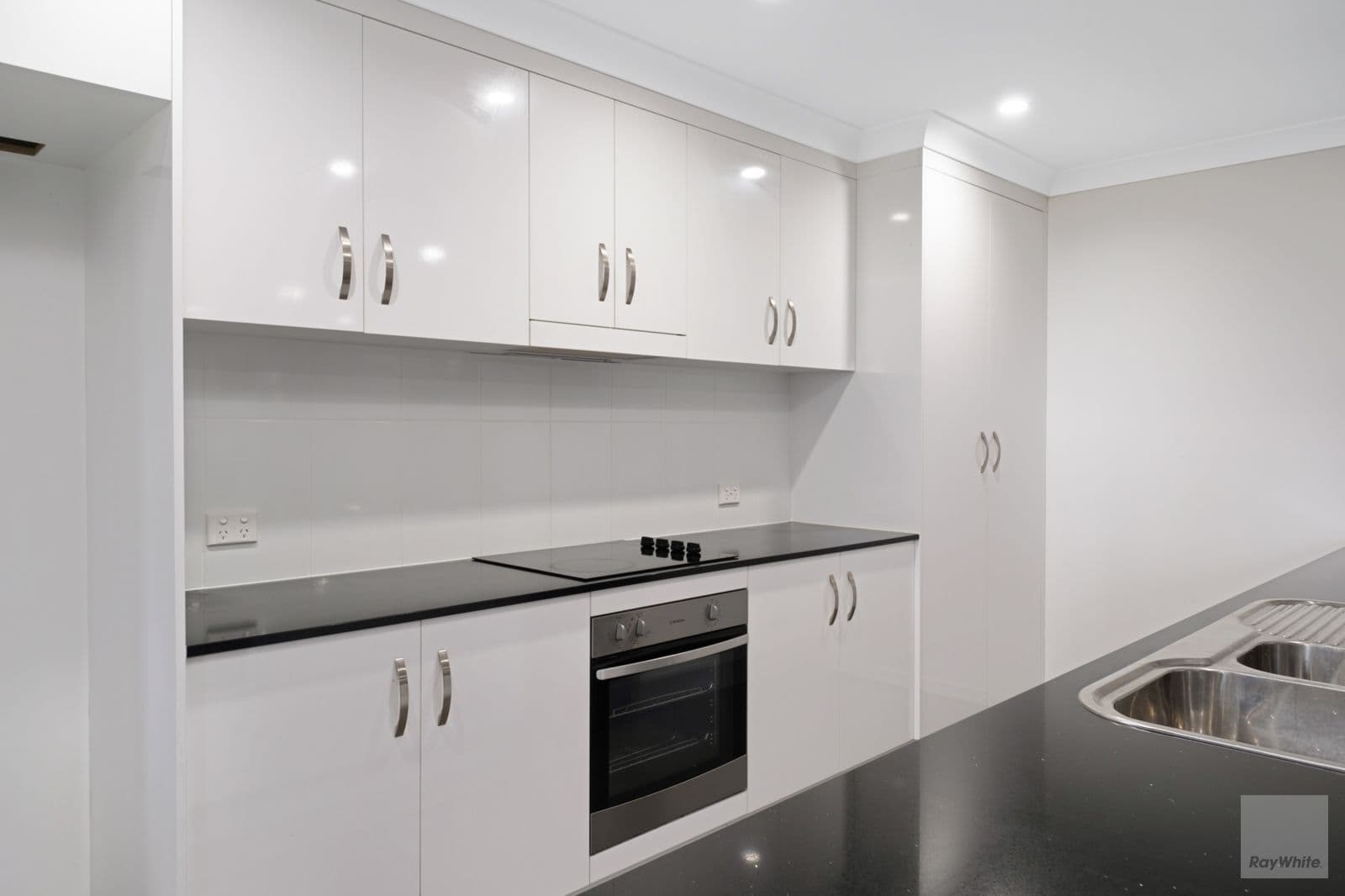 4 Ridgeway Close, Yeppoon QLD 4703, Yeppoon - Thumbnail 3