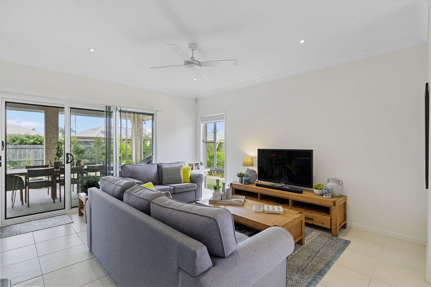 112 Limpus Street, Urangan QLD 4655, Urangan - Thumbnail 6