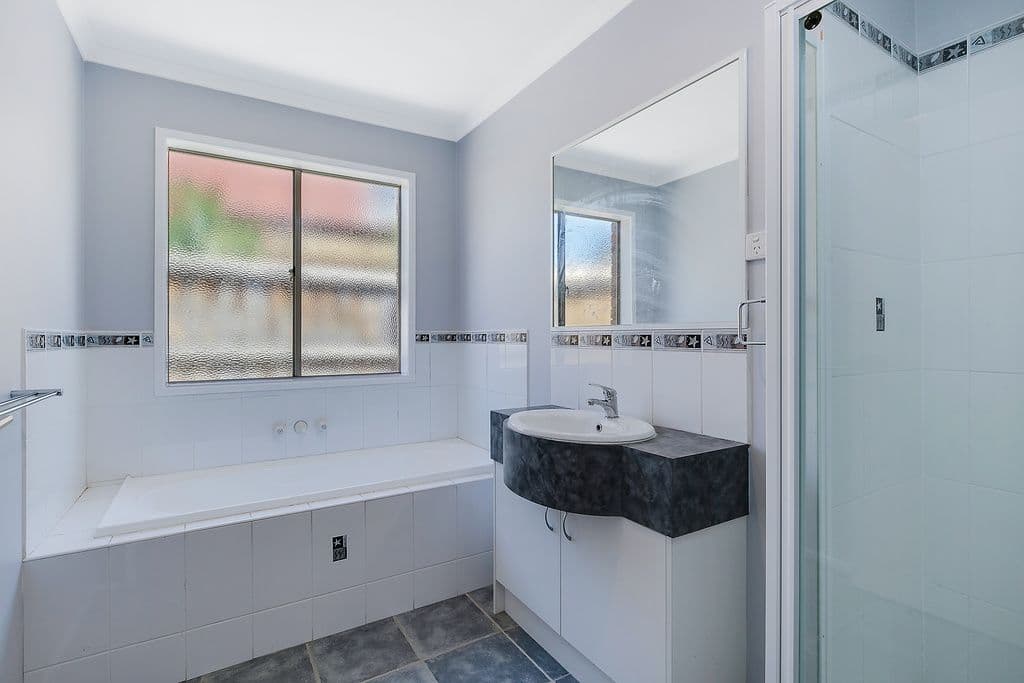 4 Yellowbox Avenue, South Morang VIC 3752, South Morang - Thumbnail 6