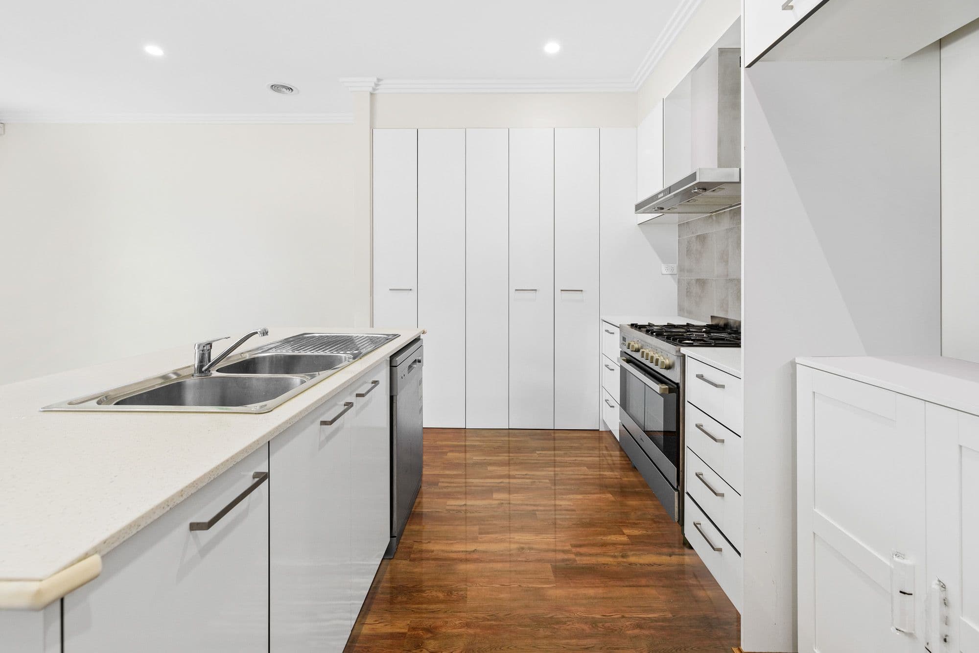 21 Colwood Avenue, Mickleham VIC 3064, Mickleham - Thumbnail 4