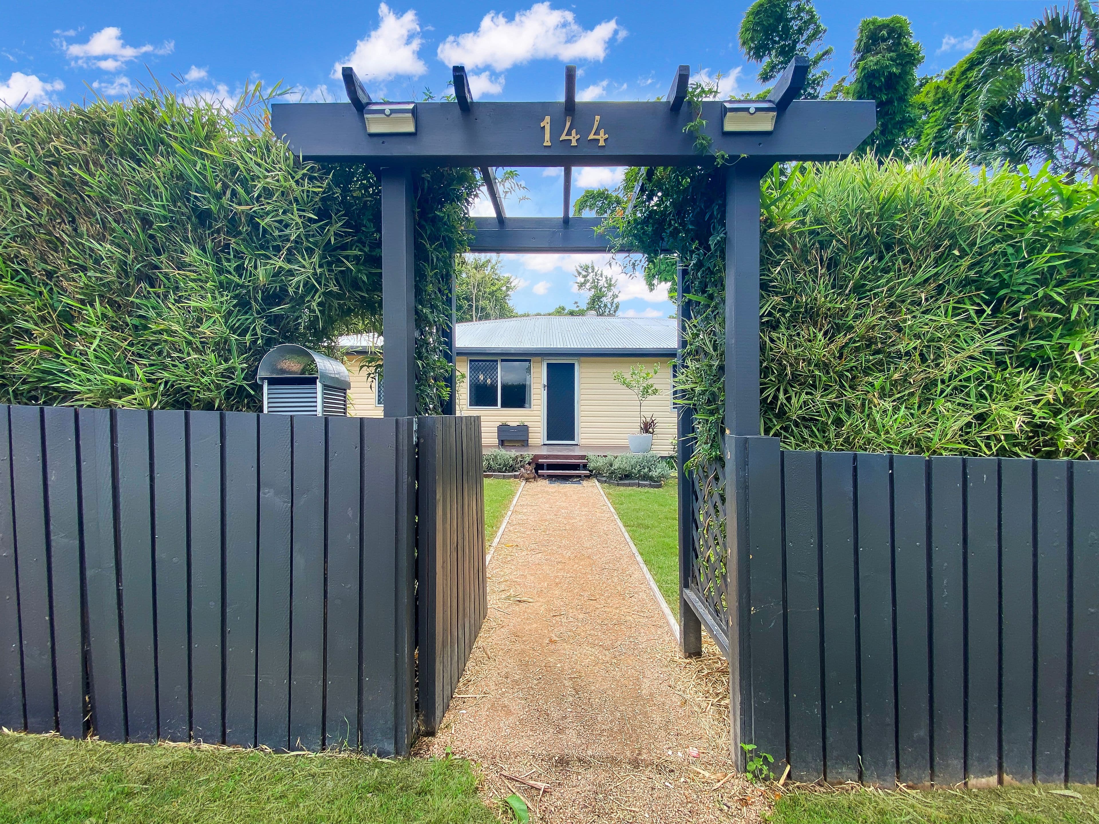 144 Broad Street, Sarina QLD 4737, Sarina - Image 1