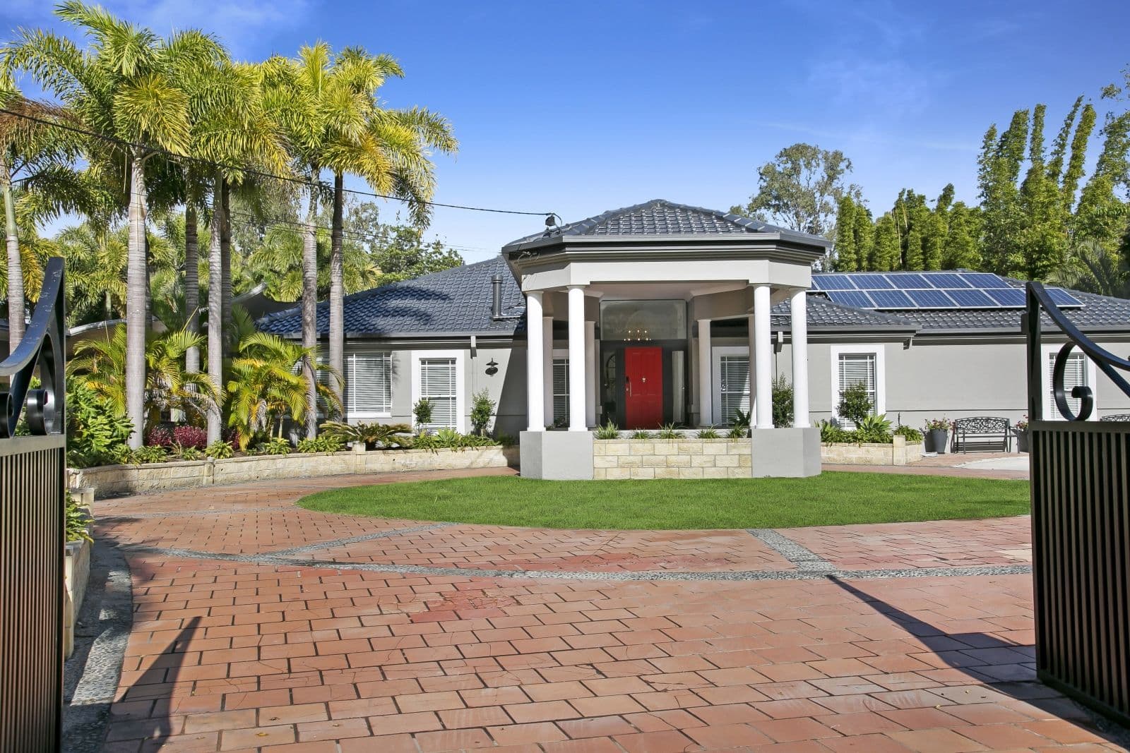 2 Clarence Drive, Helensvale QLD 4212, Helensvale - Image 1