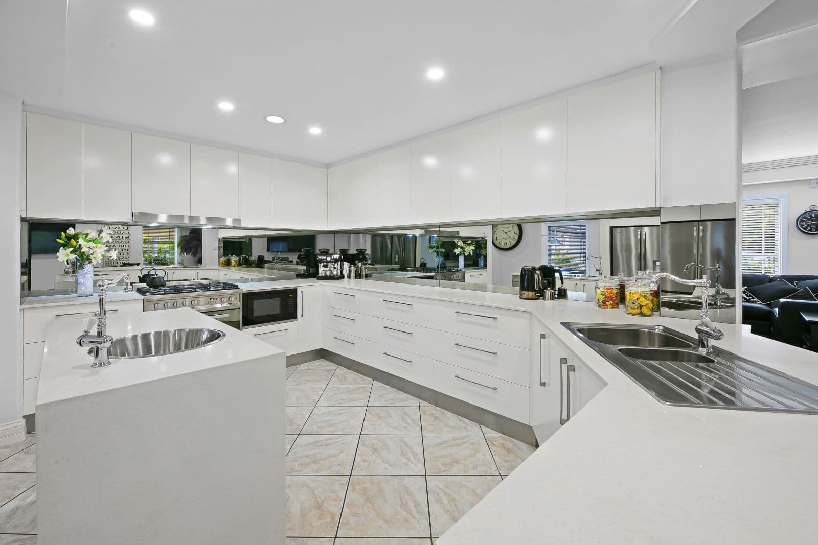 2 Clarence Drive, Helensvale QLD 4212, Helensvale - Thumbnail 7