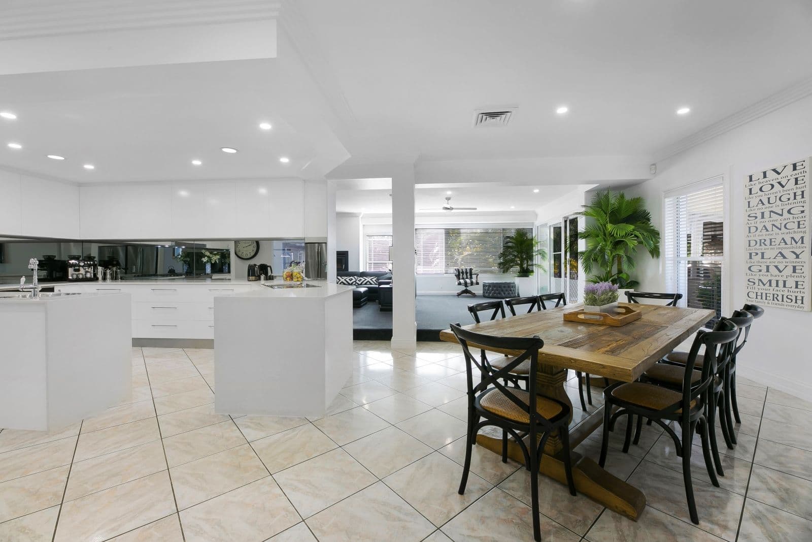 2 Clarence Drive, Helensvale QLD 4212, Helensvale - Thumbnail 8