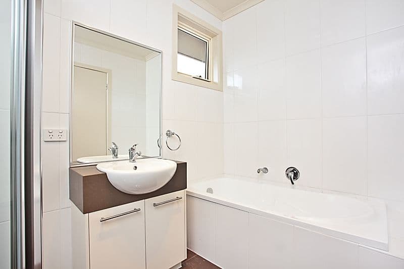 8A Atkinson Street, CHADSTONE VIC 3148, Chadstone - Thumbnail 7