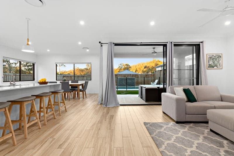 68 Lomond Circuit, Upper Kedron - Thumbnail 7