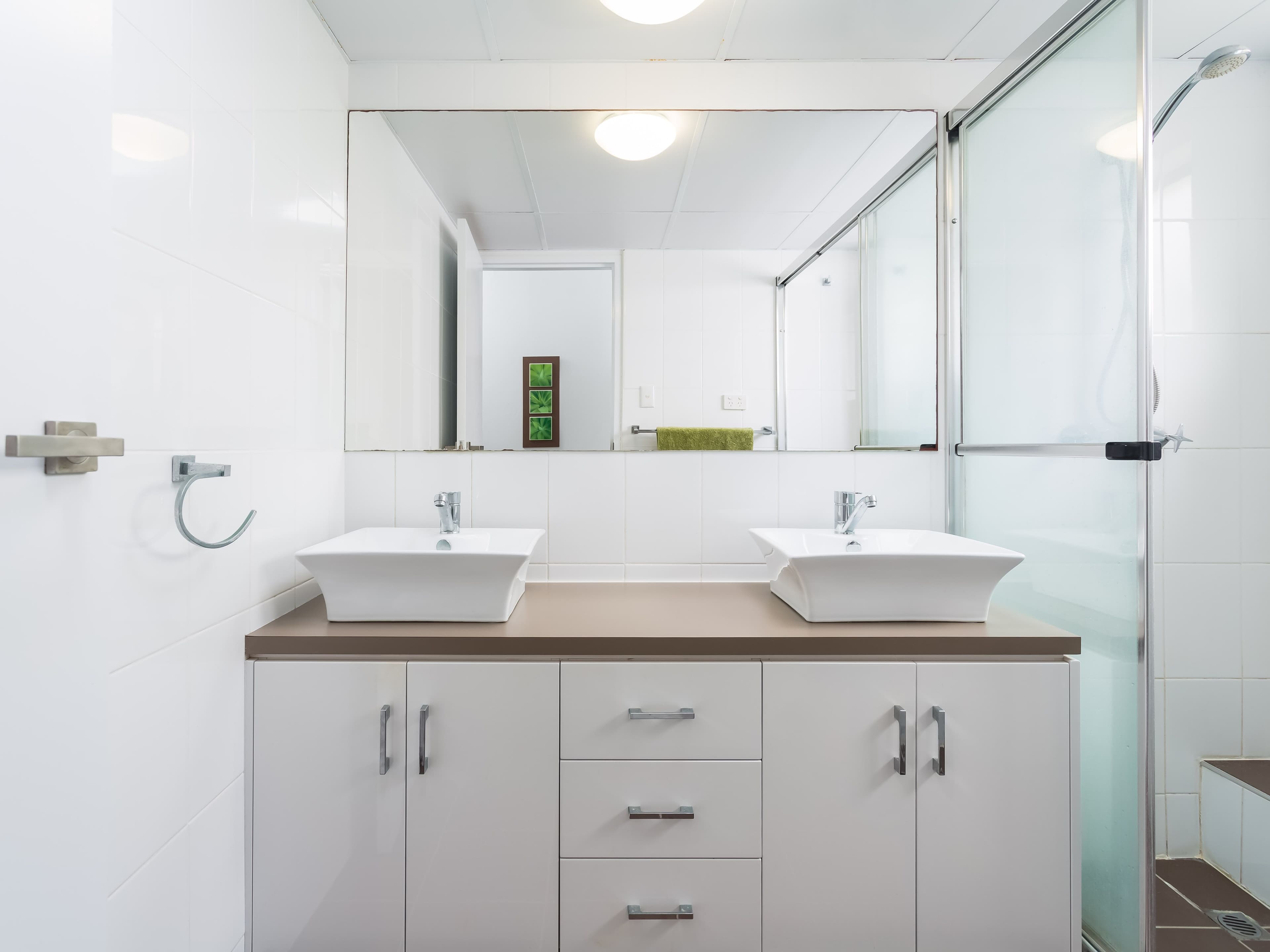 19 Sunbrite Avenue, Mermaid Beach QLD 4218, Mermaid Beach - Thumbnail 5