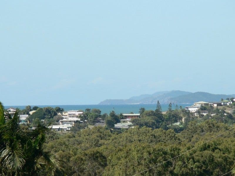30 Fred Lawn Drive, YEPPOON QLD 4703, Yeppoon - Thumbnail 2