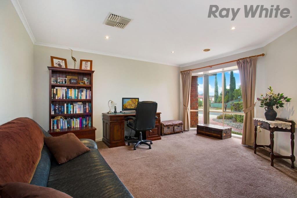 8 Wildflower Court, Hillside VIC 3037, Hillside - Thumbnail 4