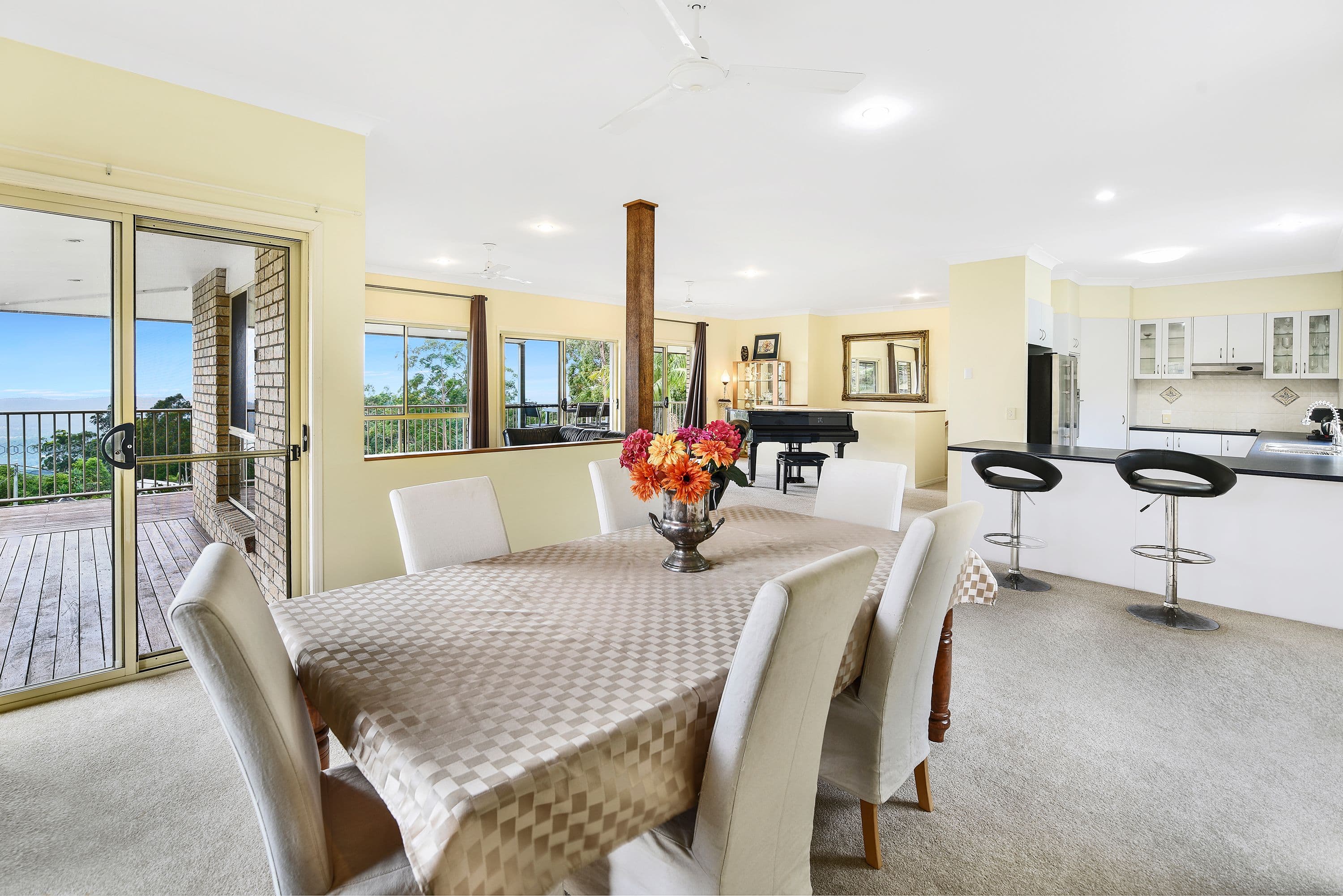 8-10 Flores Court, Tamborine Mountain QLD 4272, Tamborine Mountain - Thumbnail 2