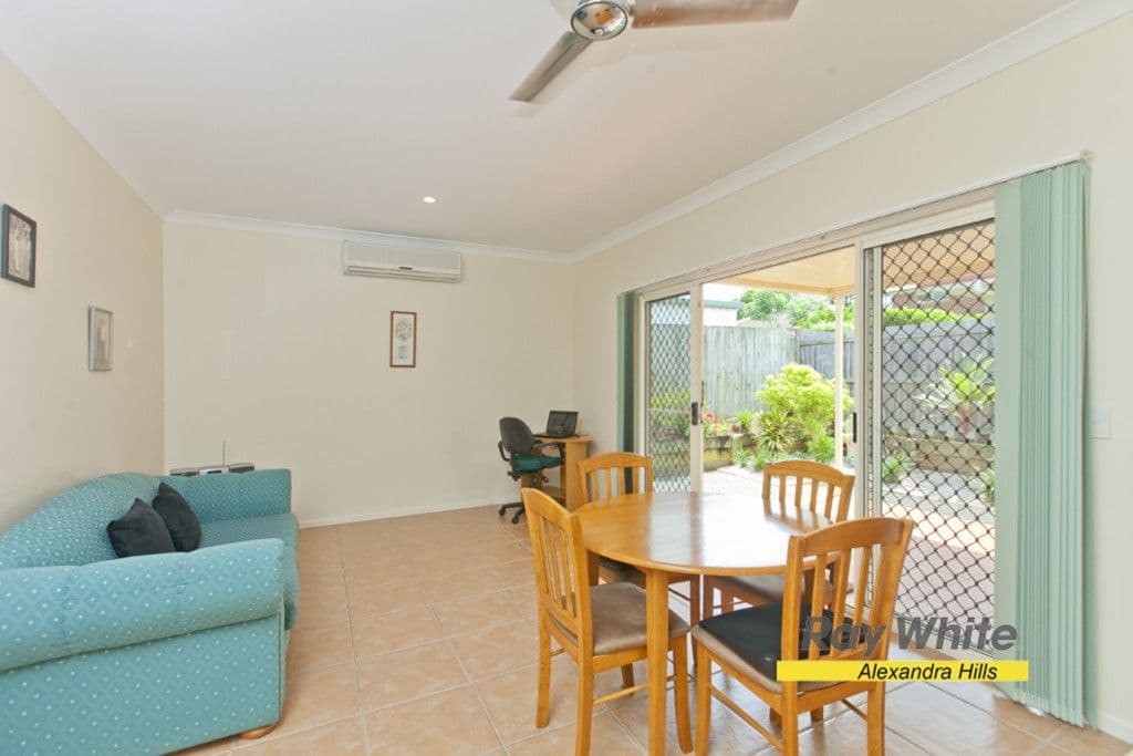 35 Bainbridge Street, ORMISTON QLD 4160, Ormiston - Thumbnail 4