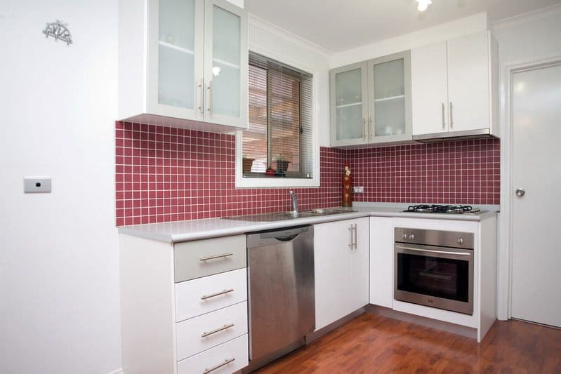 35 Benaroon Drive, LALOR VIC 3075, Lalor - Thumbnail 2