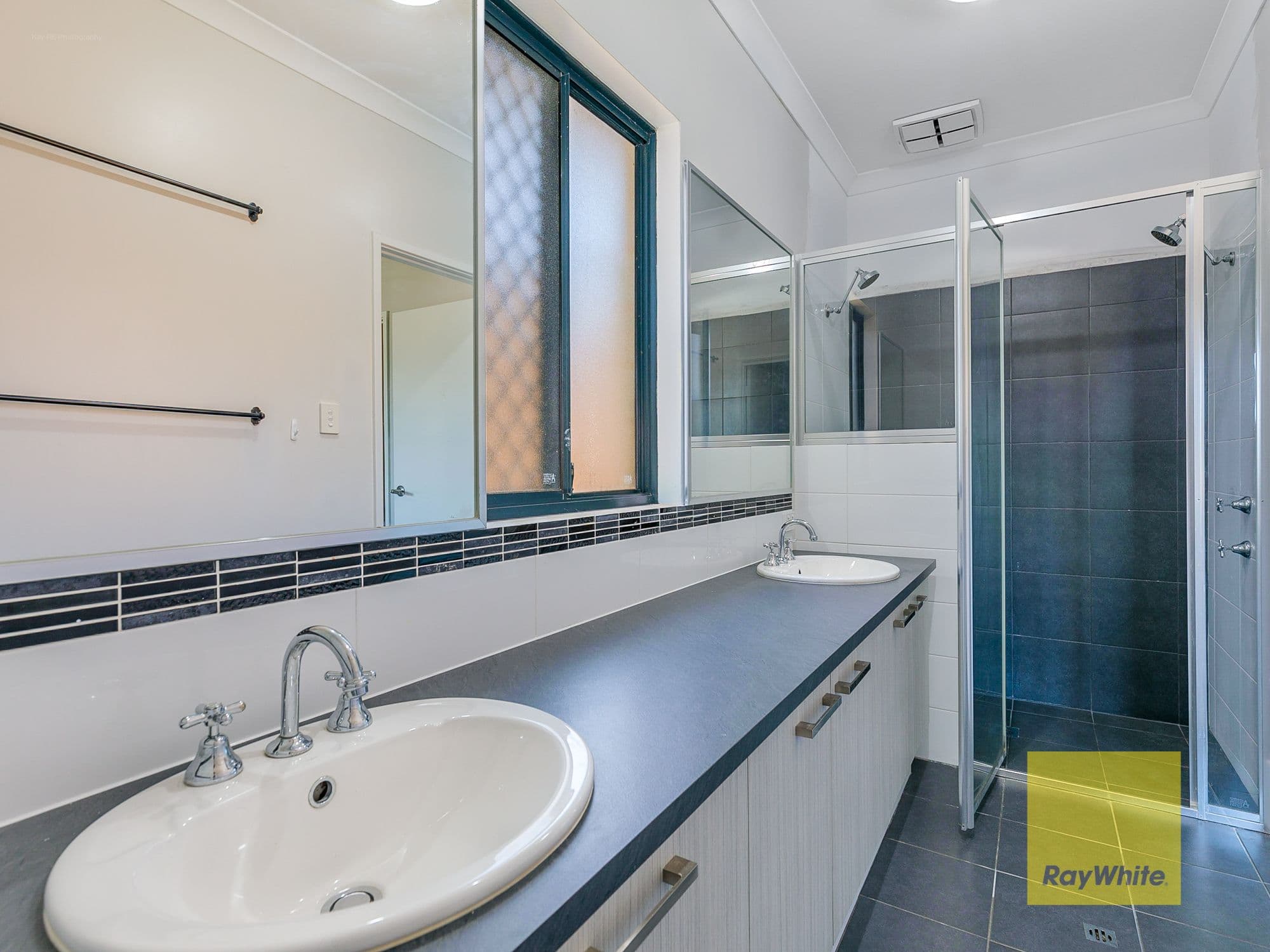 8 Zircon Drive, Byford WA 6122, Byford - Thumbnail 7