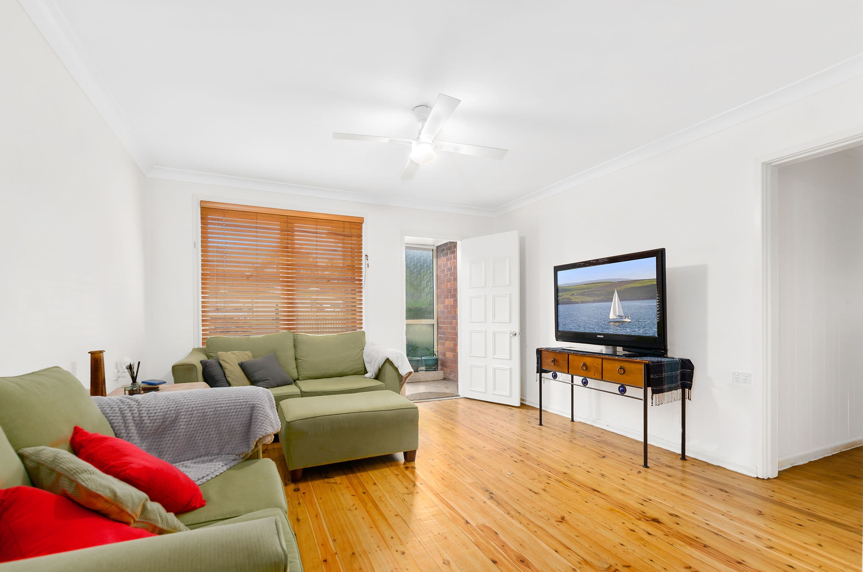 12 Exmouth Road, Kanahooka - Thumbnail 3