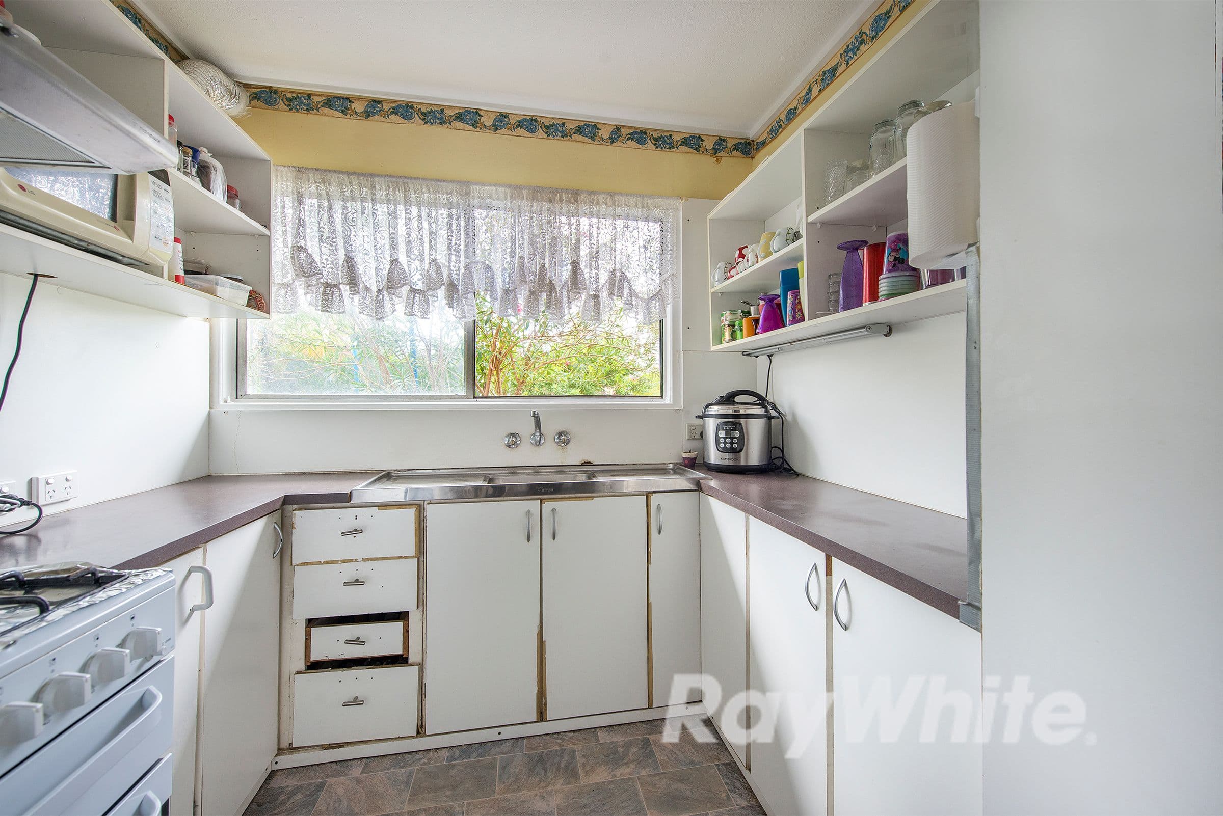 16 Moore Street, Logan Central QLD 4114, Logan Central - Thumbnail 4