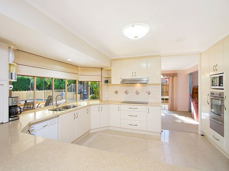 98 St Andrews Drive, CORNUBIA QLD 4130, Cornubia - Thumbnail 4