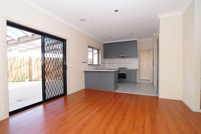 6 Lark Court, WERRIBEE VIC 3030, Werribee - Thumbnail 5
