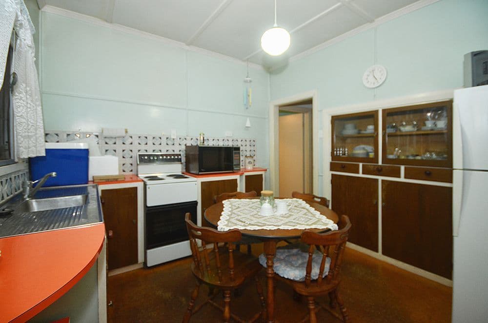 63 The Promenade, CAMP HILL QLD 4152, Camp Hill - Thumbnail 6