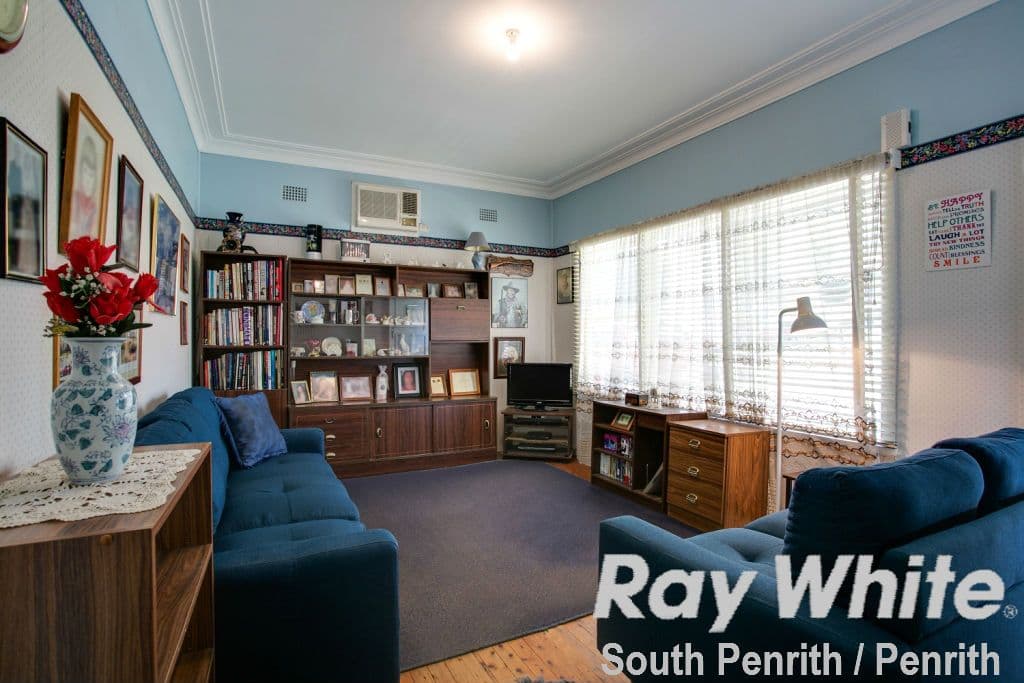 5 Norfolk Road, Cambridge Park - Thumbnail 2