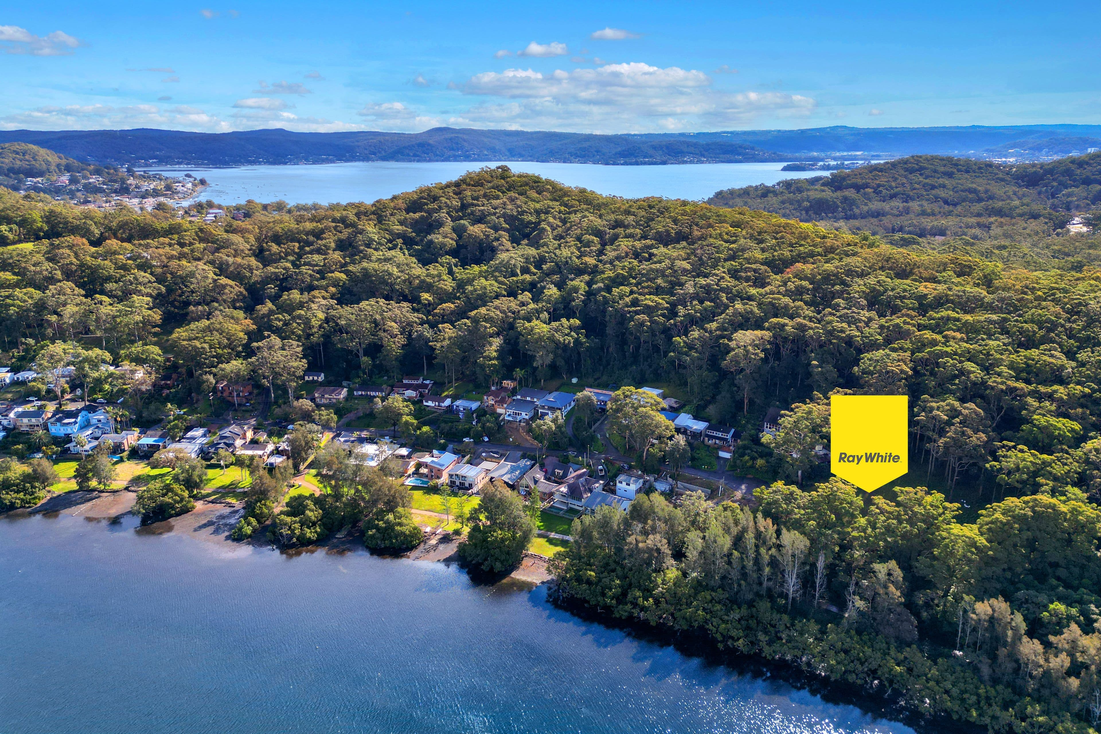 156 Broadwater Drive, Saratoga NSW 2251, Saratoga - Thumbnail 2